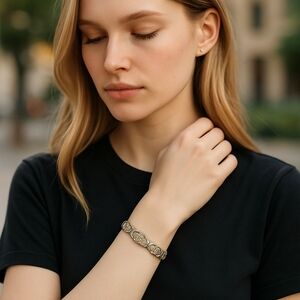 .925 WWII Vintage Forget Me Not Marilyn Bracelet Sterling Silver